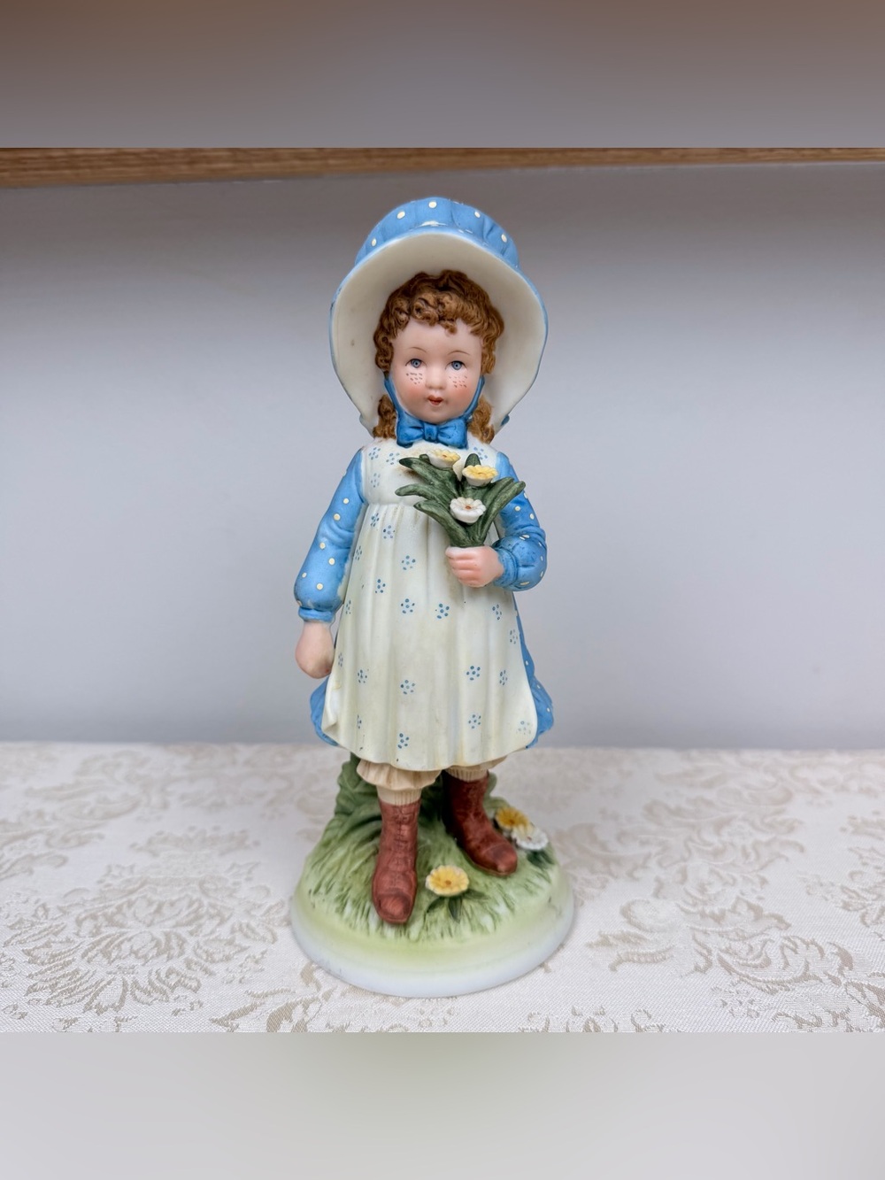 Vintage Holly Hobbie Figurine, 1973 - Home Accent, Japan